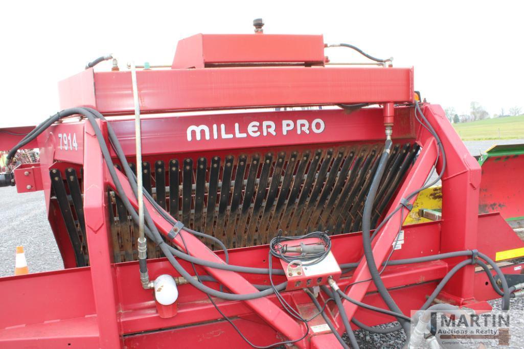 Miller Pro 7914 8' Hay Buddy merger