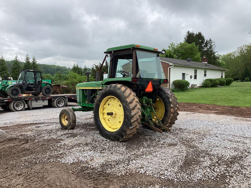 1976 JOHN DEERE 4230 FARM TRACTOR