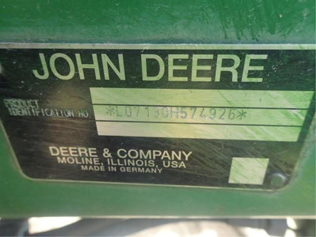 John Deere 7130 Diesel Tractor, Cab, 4 WD