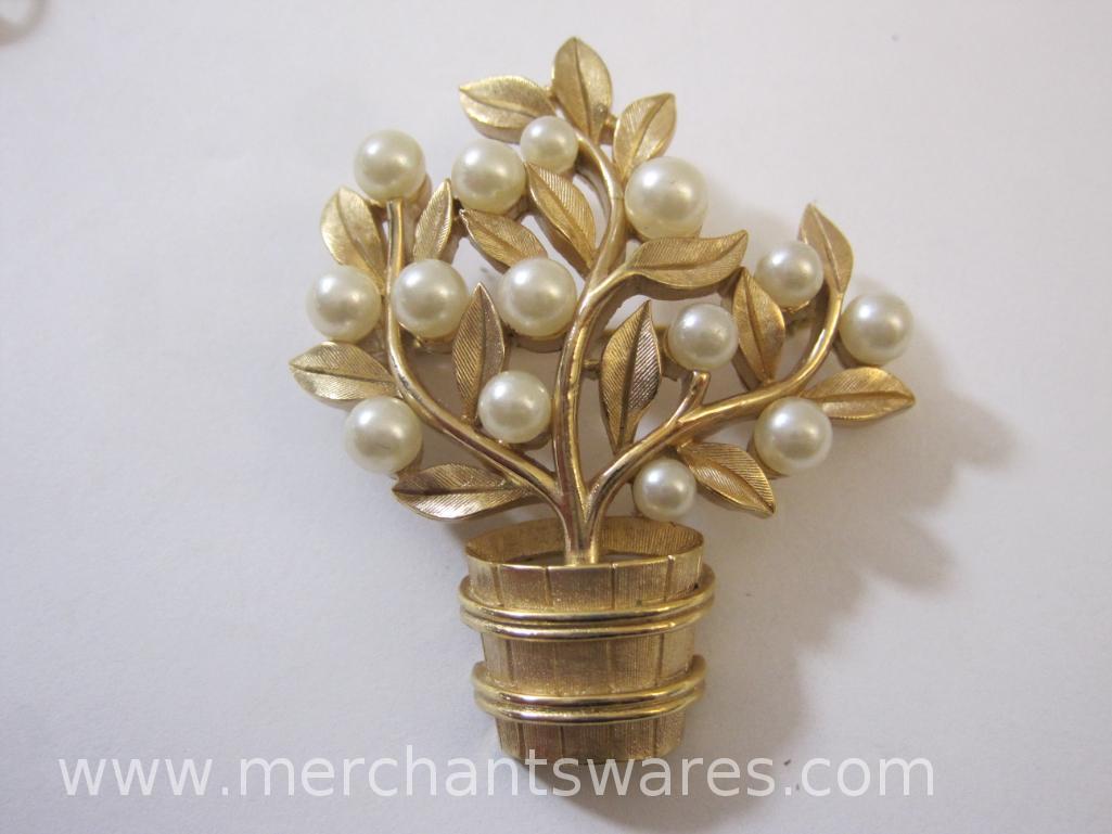Gold Tone Captured Pearl Necklace Plus Trifari Potted Tree Pin and more, 1oz
