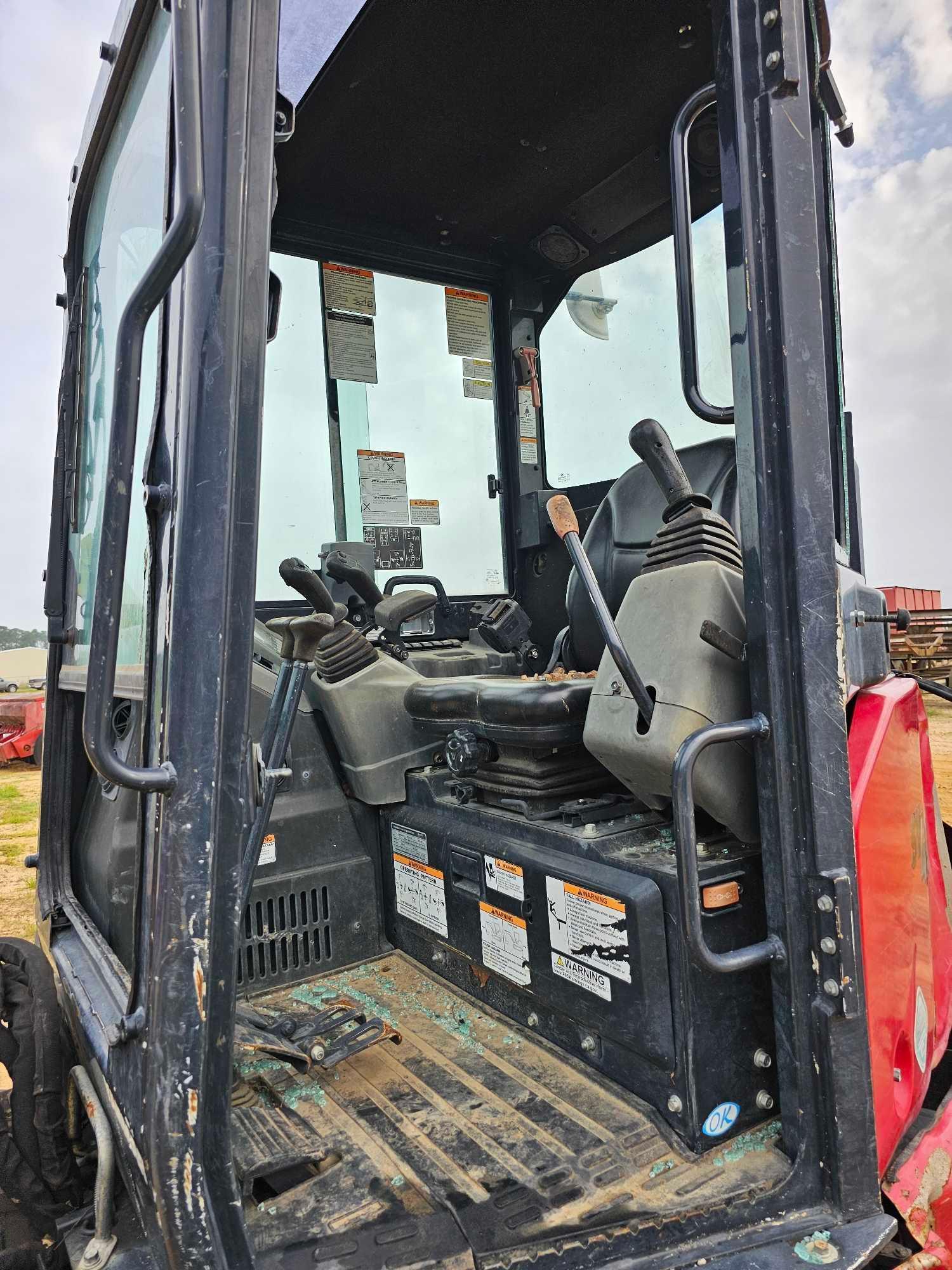 1020 - YANMAR SV40 CAB EXCAVATOR