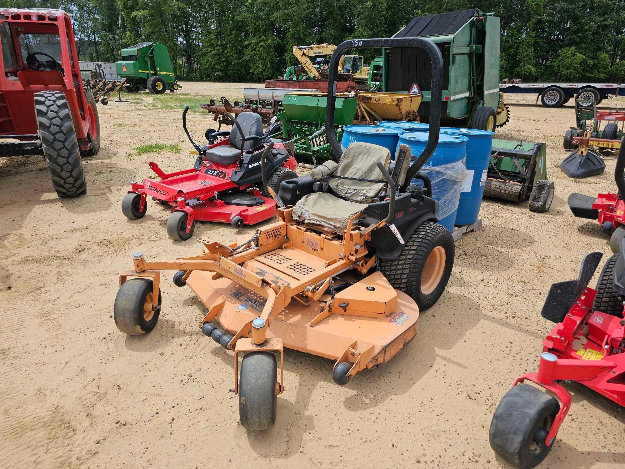 150 - ABSOLUTE - SCAG TIGER CUB ZERO TURN MOWER