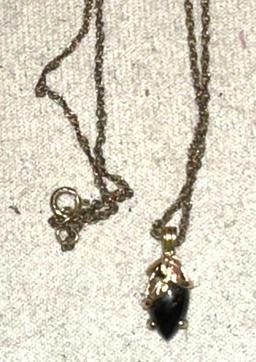 10k GF Chain Necklace with Onyx Gemstone Pendant