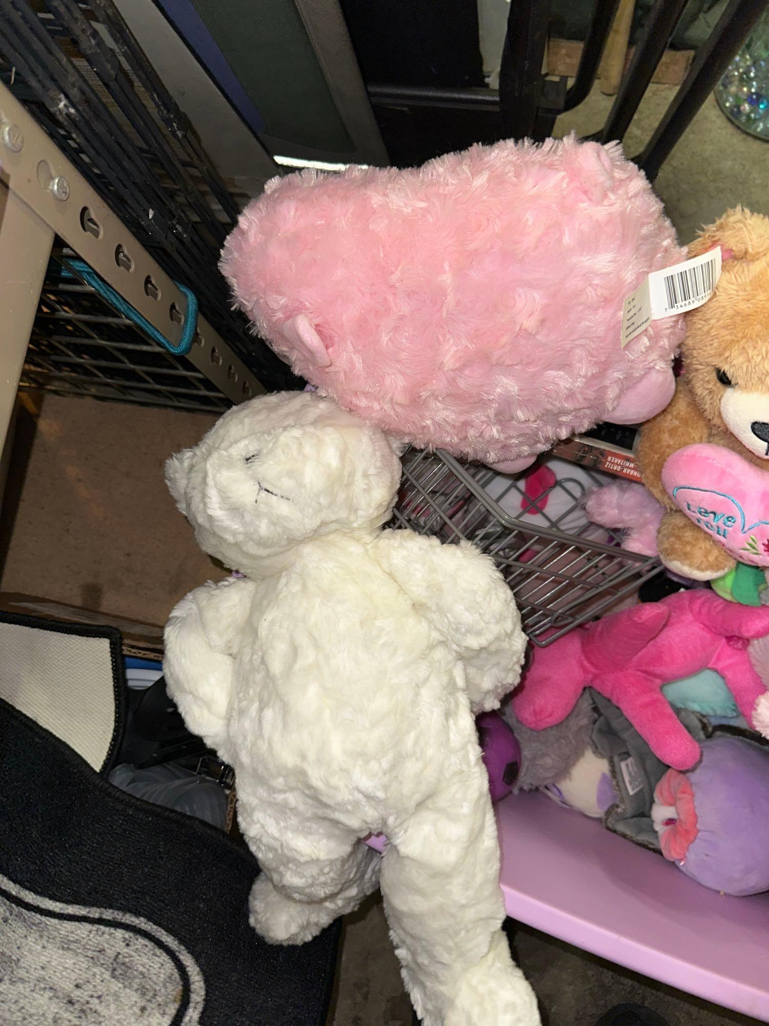 Lot of Squish mellows and Stuffed Animals