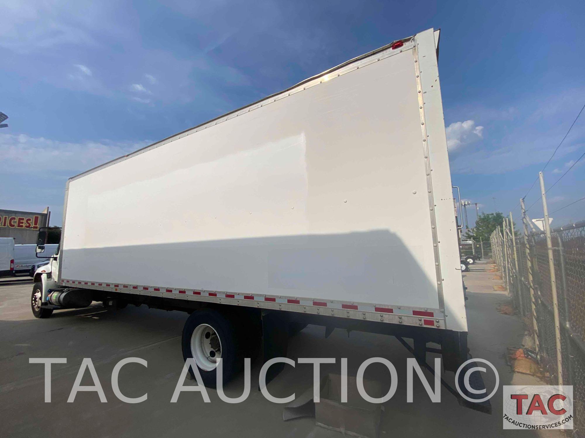 2017 International Durastar 4300 26ft Box Truck