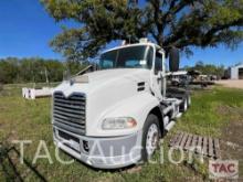 2011 Mack CXU613 Day Cab