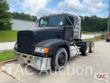 2000 Freightliner FLD112 Day Cab