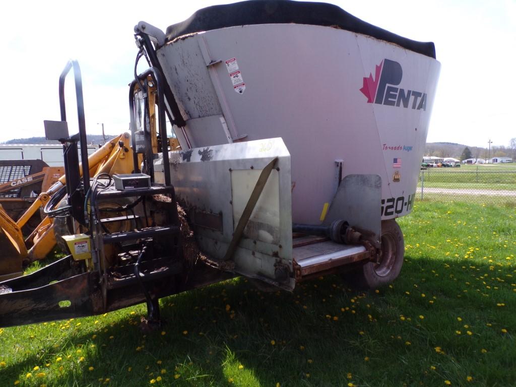 Penta 5620 Heavy Duty, Vertical Mixer Wagon w/Scales, Single Axle, NO SCALE