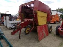 New Holland 853 Round Baler, s/n #: 772666