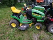 John Deere 115 Automatic Riding Mower with 42'' Deck, 19 HP Briggs and Stra