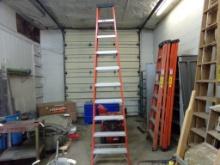 10' Michigan Fiberglass Step Ladder (Shop)