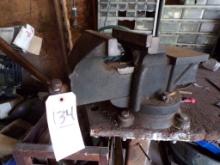 6'' Bench Vise (Still Mounted) and Bench Grinder (Still Mounted) NOT TESTED