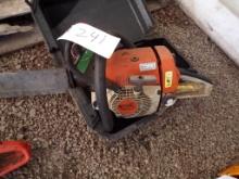 Stihl MS250 Chainsaw in Case-Has Compression