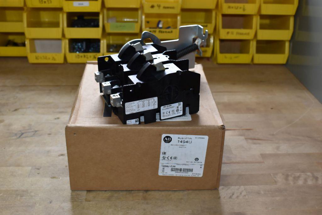 ALLEN-BRADLEY 30A DISCONNECT SWITCH,