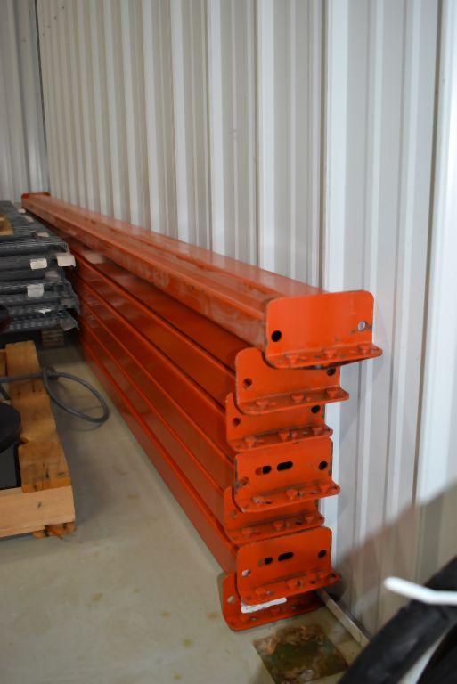 (7) 10' PALLET RACKING BEAMS & (8) WIRE SHELVING,