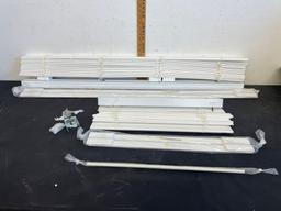 blinds 22x33 3/4? and 45 1/4x45 1/4? new