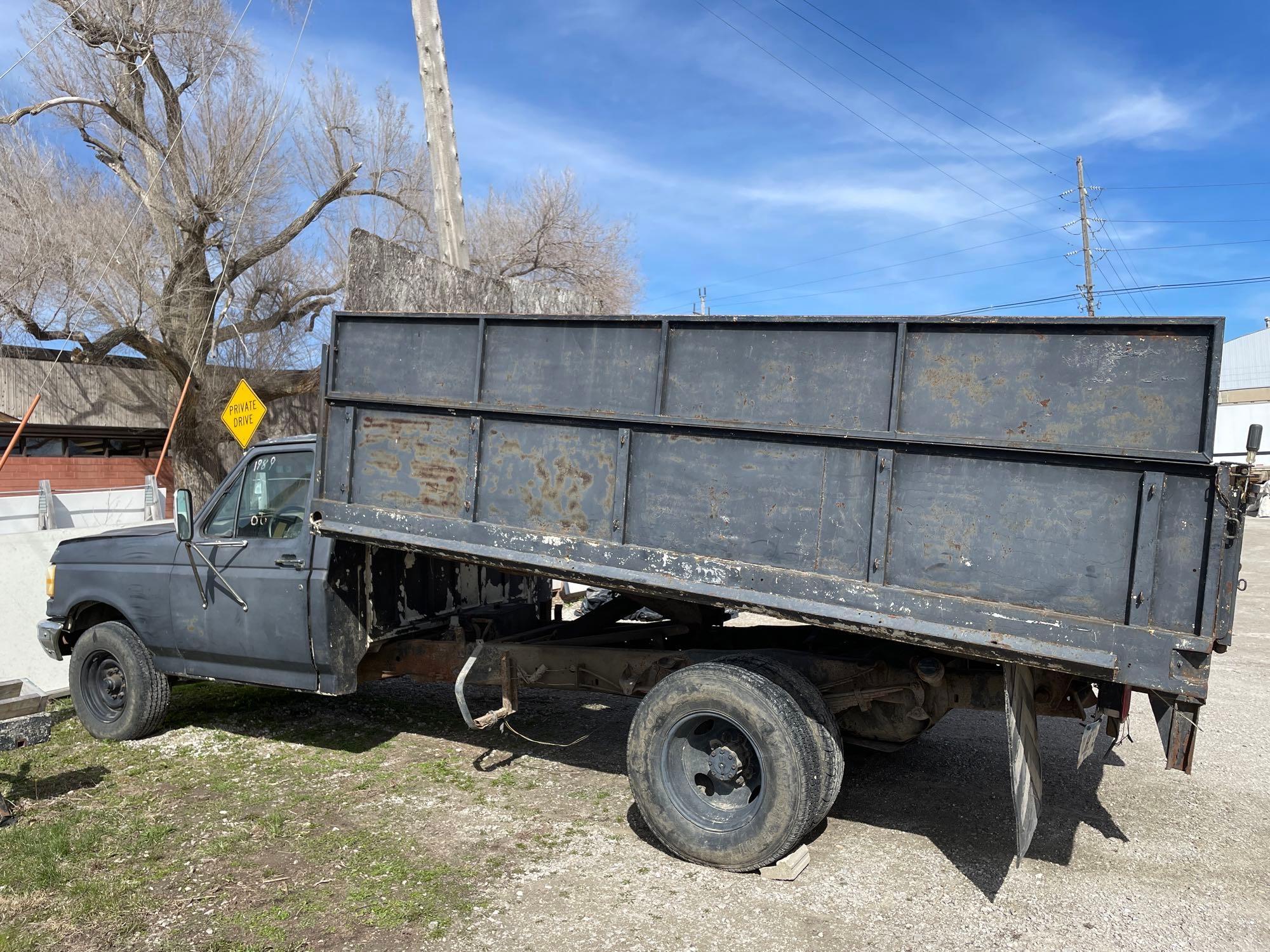 1989 Ford, F250 dually dump truck with V8 manual runs and drives