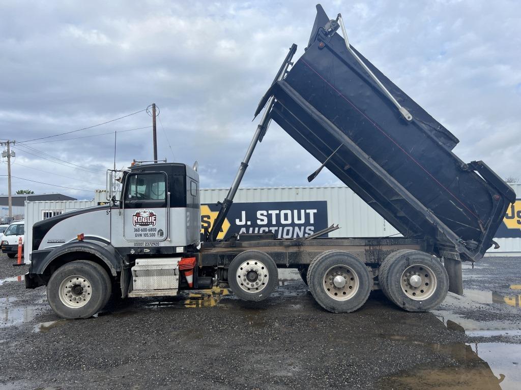 1995 Kenworth T800 Tri-Axle Transfer Truck