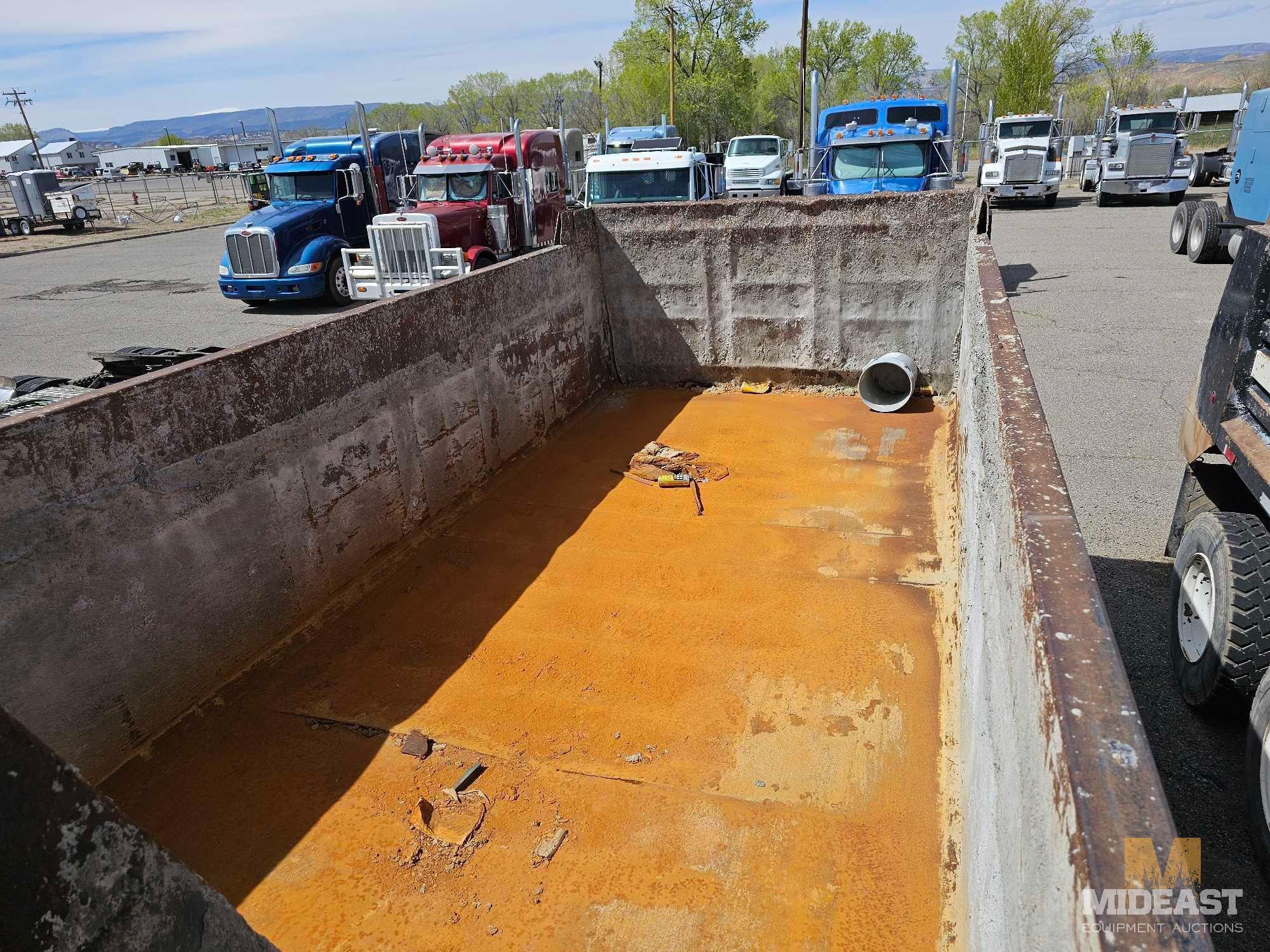 1998 W900 Dump Truck