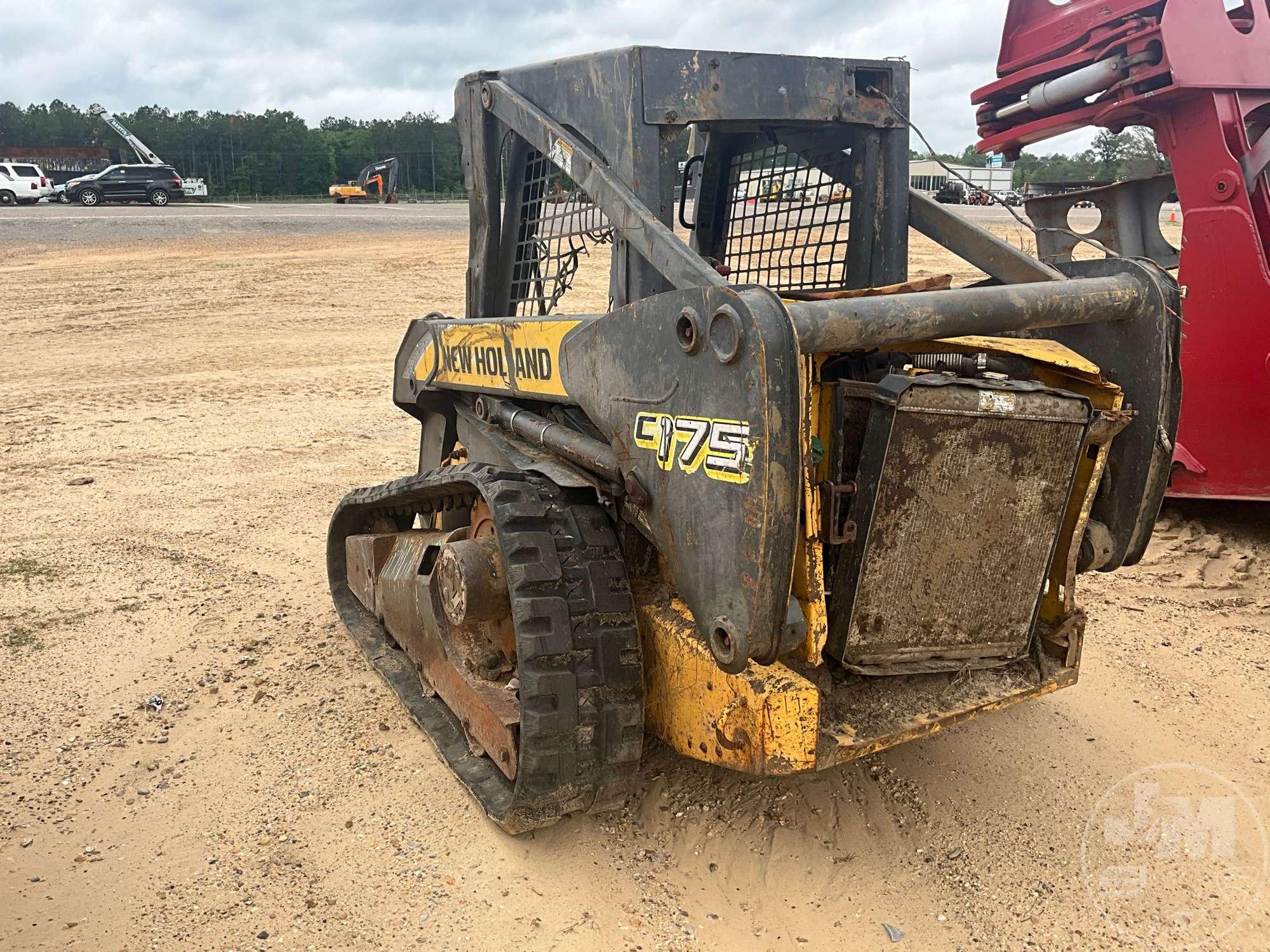 NEW HOLLAND  C175 MULTI TERRAIN LOADER SN: N8M487930