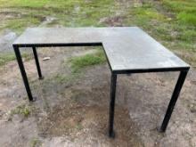 METAL TABLE