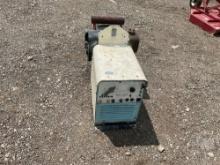 MILLER AEAD 200 WELDER