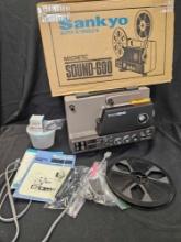 SANKYO SUPER 8/ SINGLE 8 MAGNETIC SOUND 600 PROJECTOR