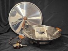 VINTAGE DISCOVERY ELECTRIC WOK, WITH ALL PARTS