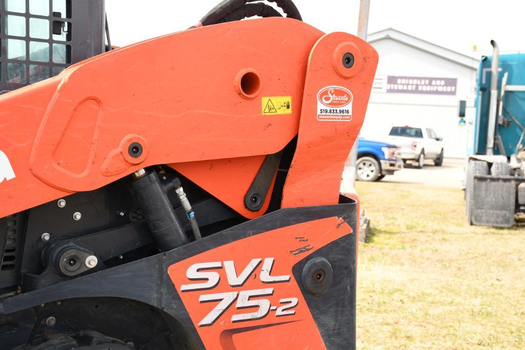 KUBOTA SVL75-2 TRACK LOADER