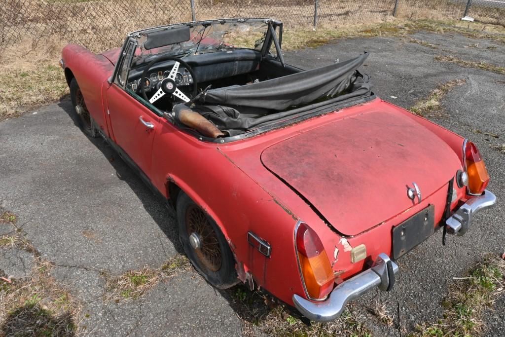 MG Midget Car