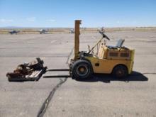 CLARK FORKLIFT, FLAT HEAD 4 CYLINDER MOTOR, 2 SPEED MANUAL TRANSMISSION, 6' DUAL STAGE MAST RUNS &