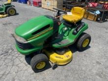 John Deere LA100 42" Riding Mower