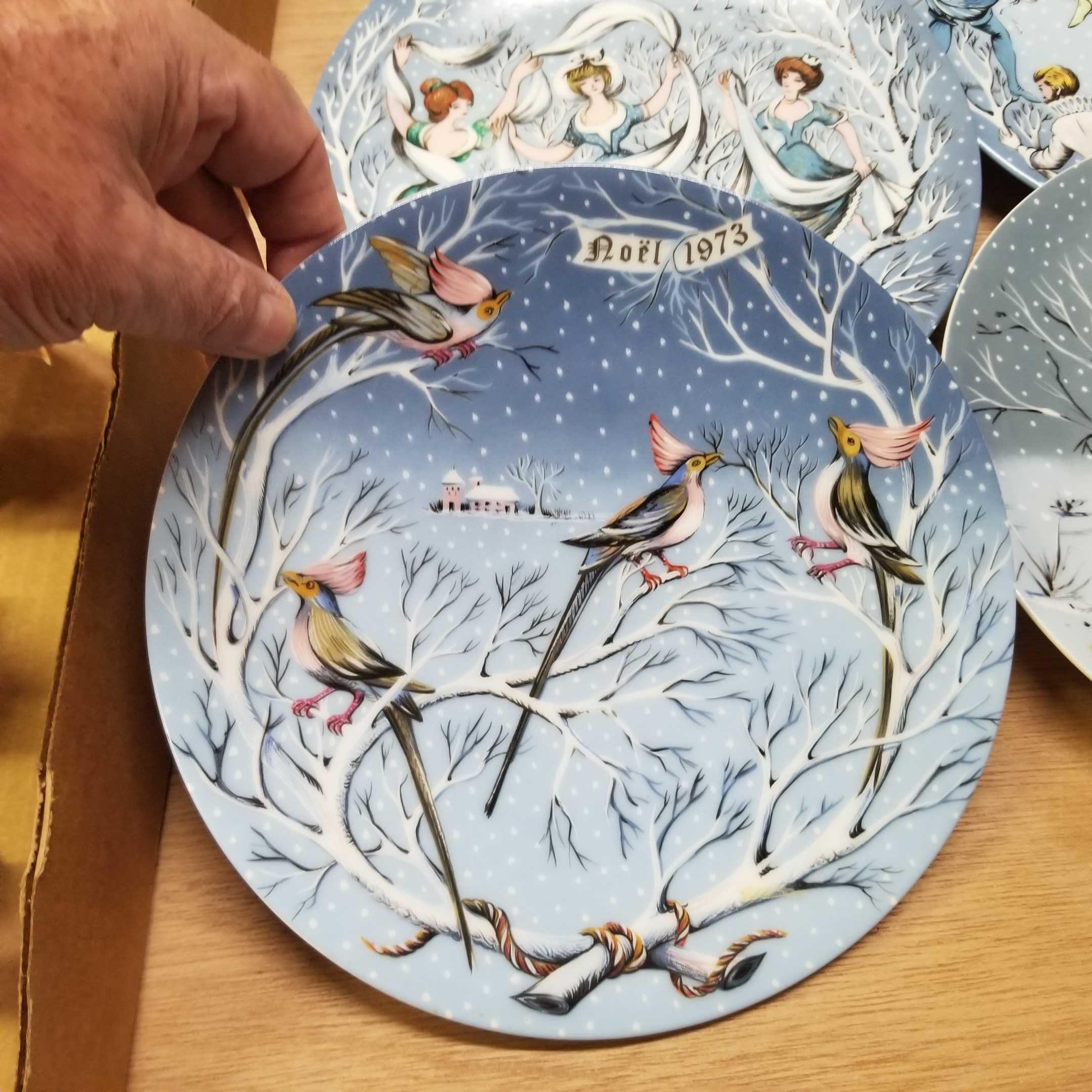 HAVILAND "12 DAYS of CHRISTMAS" COLLECTOR PLATES