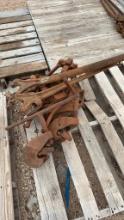 Lot of misc pipe tongs