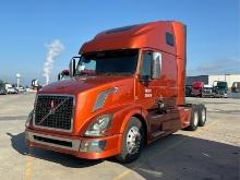 2013 VOLVO T/A SLEEPER