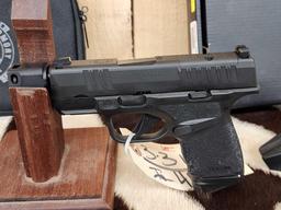 Springfield Amory Hellcat 9mm Semi Auto Pistol