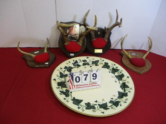 Metal Charger w/ 4 Sets of Antlers