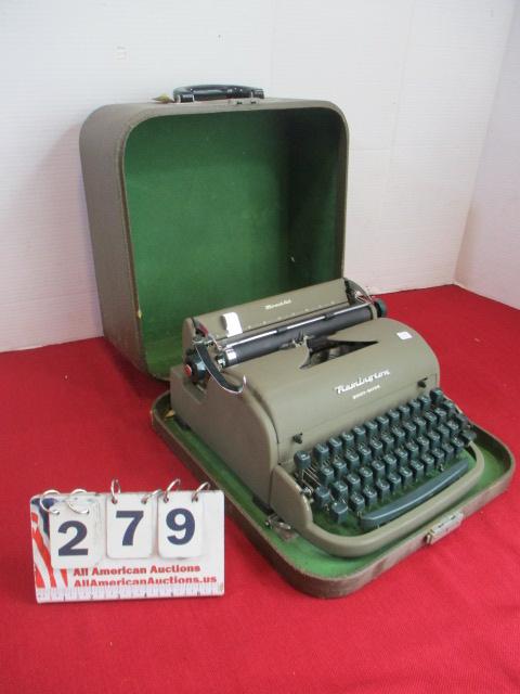 Remington Quit-riter Vintage Typewriter w/ Case
