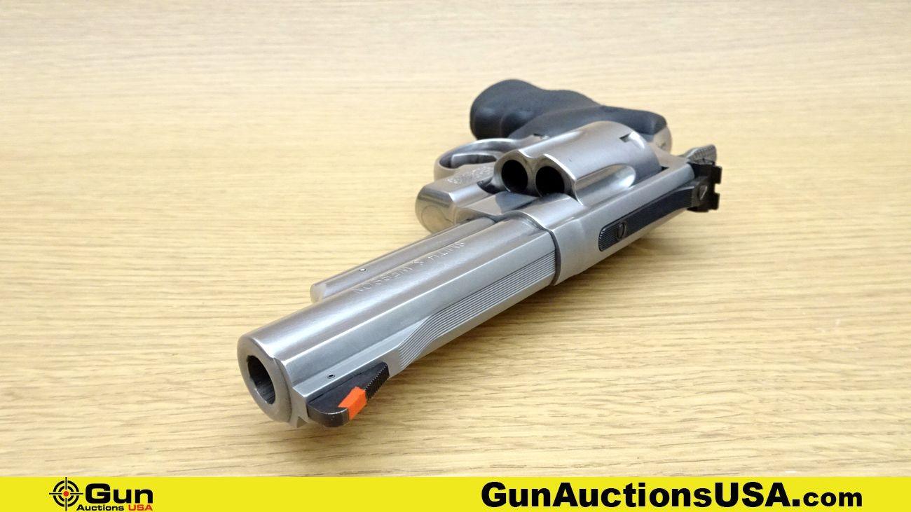 S&W 629-6 .44 MAGNUM Revolver. Excellent. 4" Barrel. Shiny Bore, Tight Action This iconic revolver b