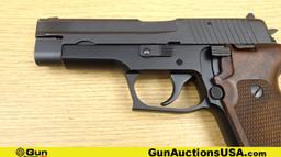 SIG ARMS (SIG) P220 CARRY SAS .45 ACP STUNNING Pistol. Excellent. 4.5" Barrel. Shiny Bore, Tight Act