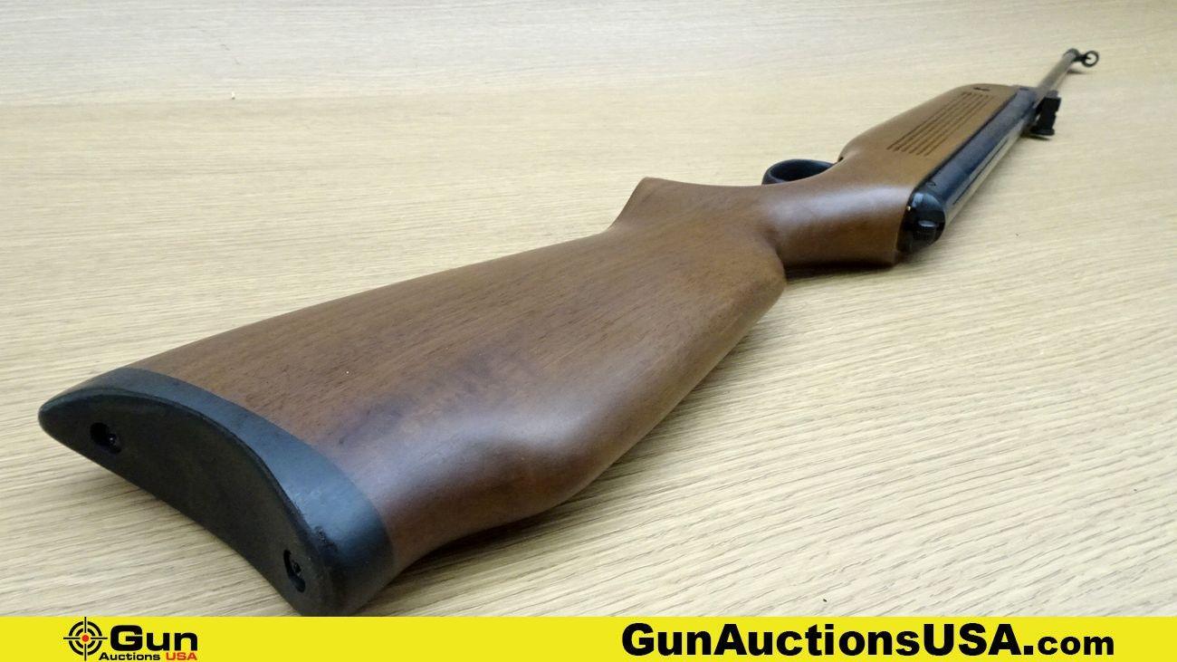 Daisy WINCHESTER MODEL 1000X 4.5MM/.177 AIR RIFLE. Very Good. 18" Barrel. Break Action Features a Fr