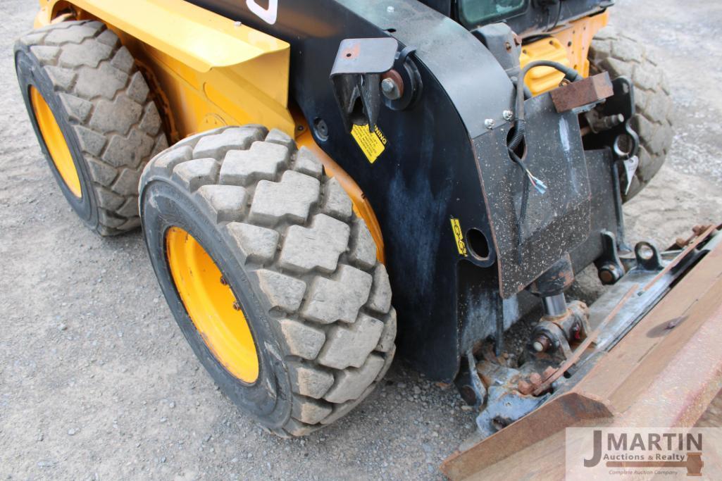 JCB 1110 skid loader