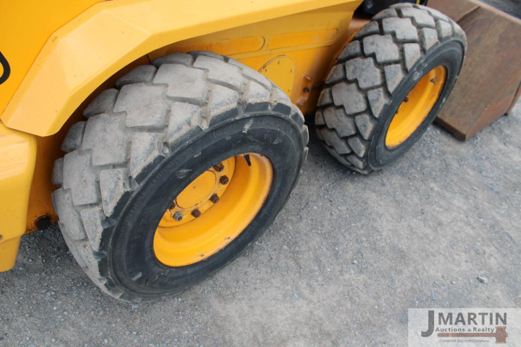 JCB 1110 skid loader