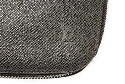 Louis Vuitton Black Taiga Leather Atoll Organizer Wallet