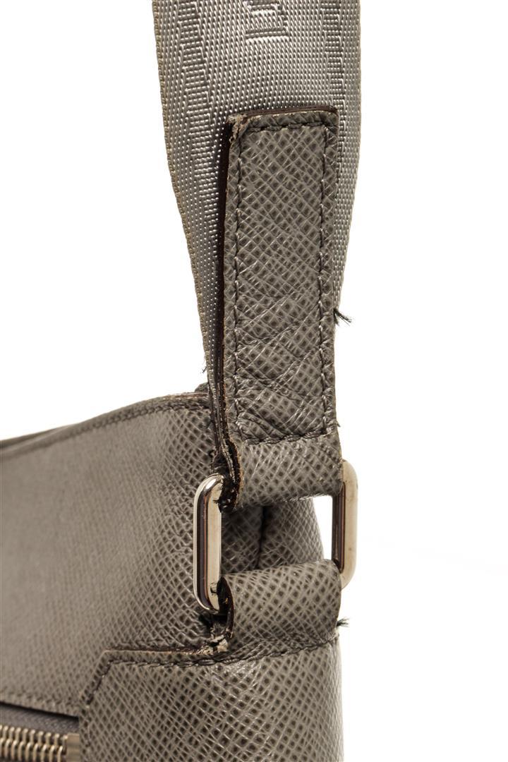 Louis Vuitton Gray Taiga Leather Sasha Crossbody Bag