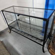 SMALL DECORATIVE DISPLAY CASE