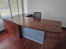 EXECUTIVE DESK AND FILING CABINET