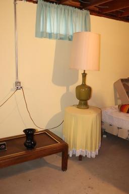 Coffee Table, (2) End Tables, Lamps & Contents