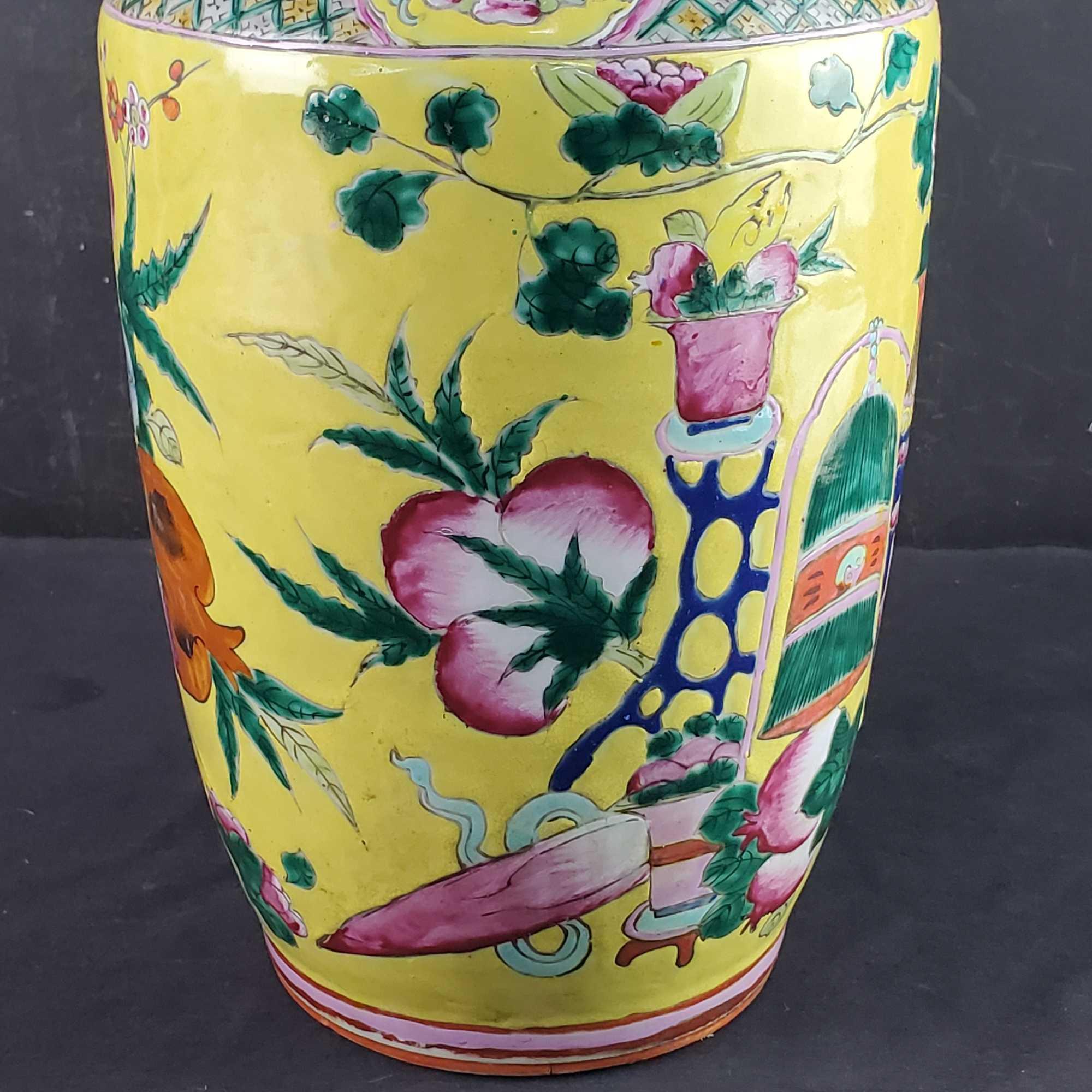 Large chinese polychrome porcelain baluster decorative vase