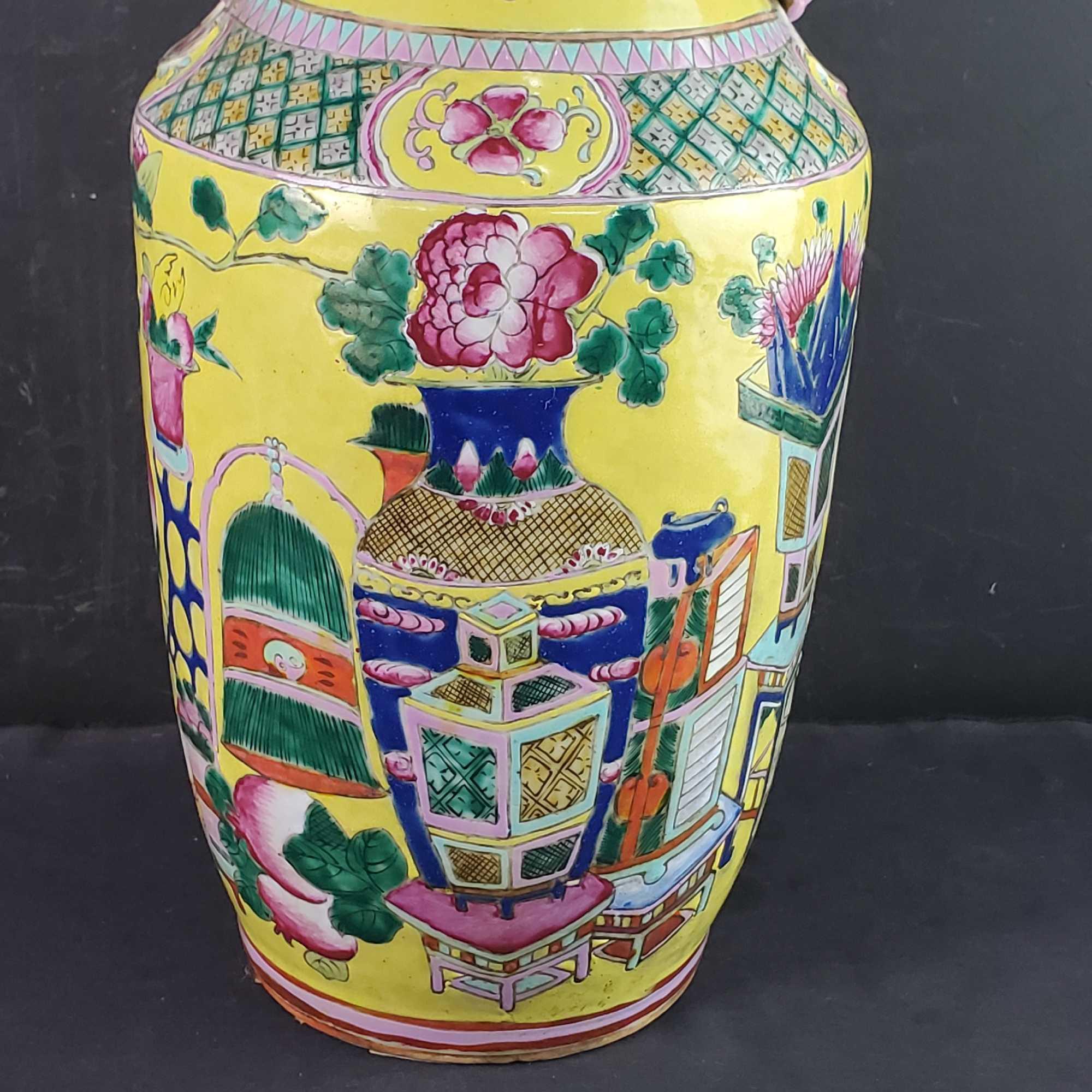 Large chinese polychrome porcelain baluster decorative vase